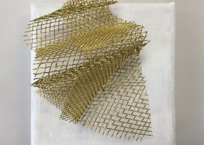 Folded - brass gauze - 15 x 15 cm